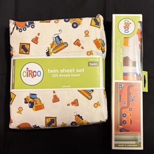 Circo Construction Theme Twin Sheet Set - Orange and Blue